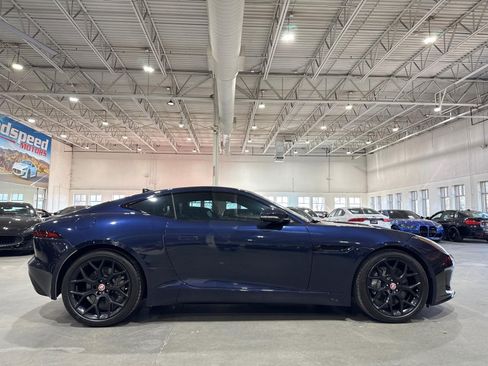 Used 2018 Jaguar F-TYPE Coupe RWD image 18
