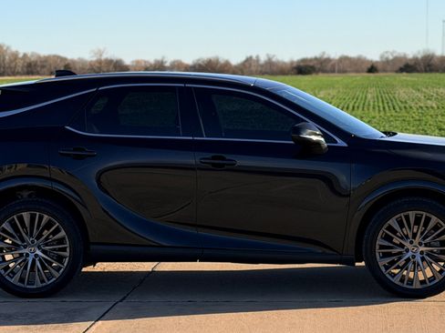 Used 2023 Lexus RX 350 w/ Accessory Package (Z1) image 5