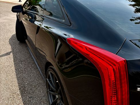 Used 2014 Cadillac ELR w/ Luxury Package FWD image 6