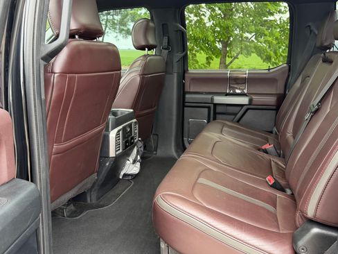 Used 2017 Ford F450 Platinum w/ Platinum Ultimate Package AWD/4WD image 26