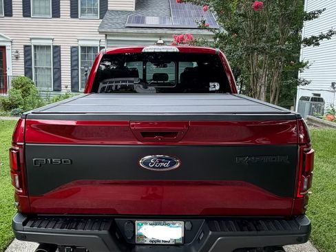 Used 2017 Ford F150 Raptor w/ Equipment Group 802A Luxury AWD/4WD image 8