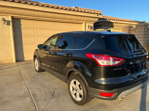 Used 2014 Ford Escape SE image 8