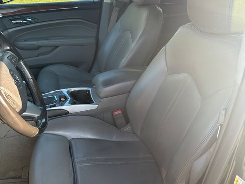 Used 2011 Cadillac SRX Luxury image 10