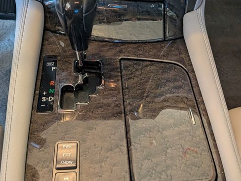 Used 2008 Lexus LS 460 image 18