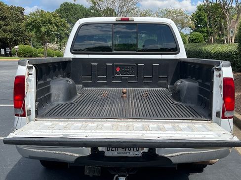 Used 2002 Ford F250 2WD Crew Cab Super Duty image 6