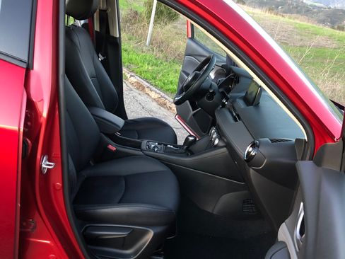 Used 2019 MAZDA CX-3 Touring image 18