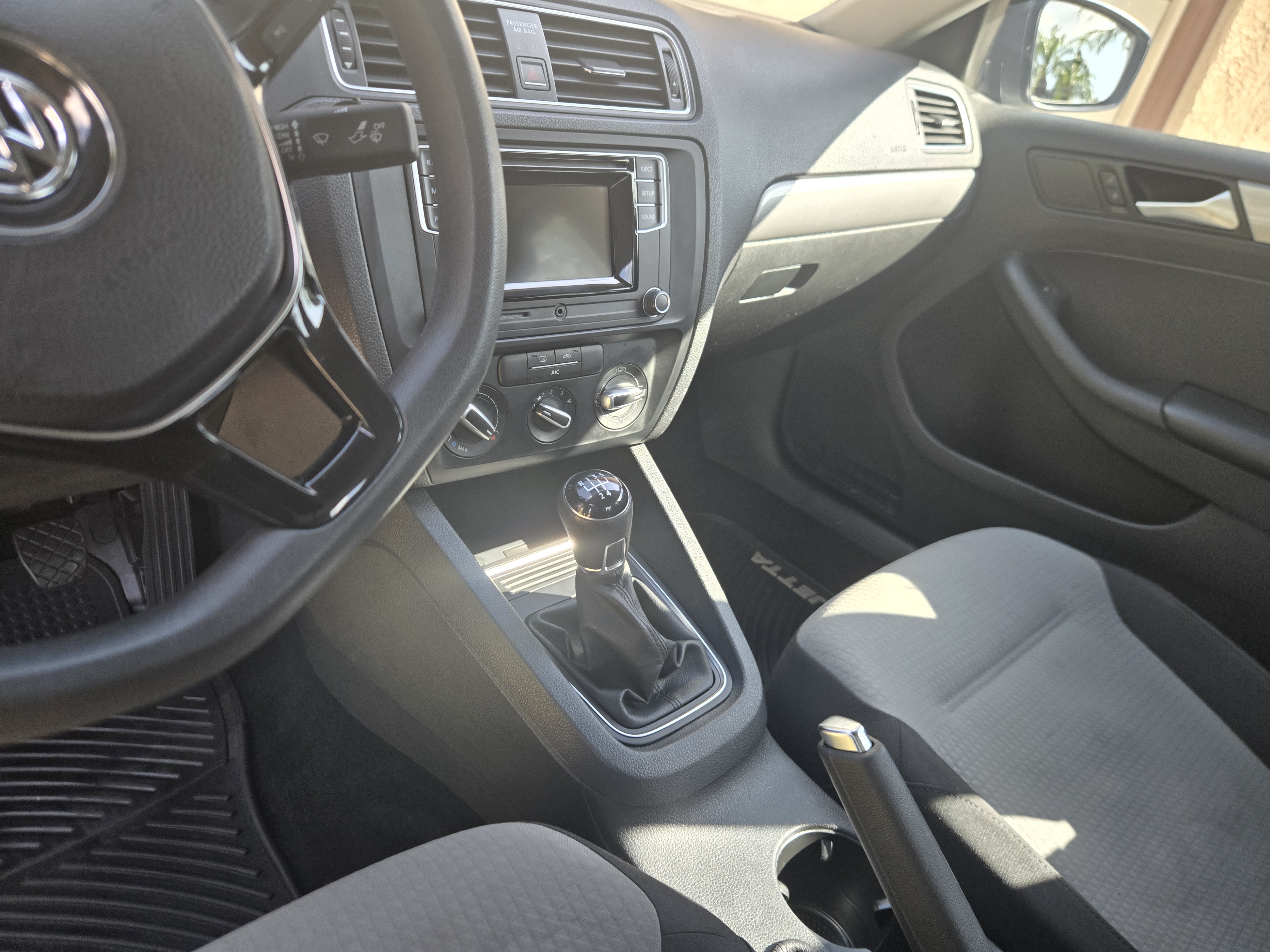 Used 2017 Volkswagen Jetta S FWD image 10