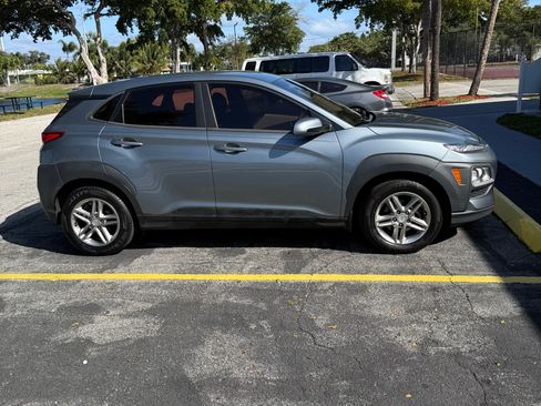 Used 2020 Hyundai Kona SE image 9