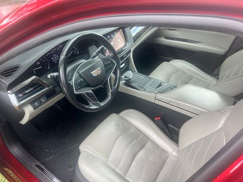 Used 2018 Cadillac CT6 Luxury AWD/4WD image 13