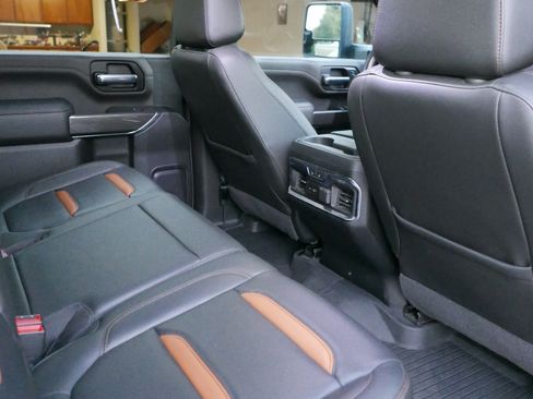Used 2020 GMC Sierra 2500 AT4 w/ AT4 Premium Package AWD/4WD image 22