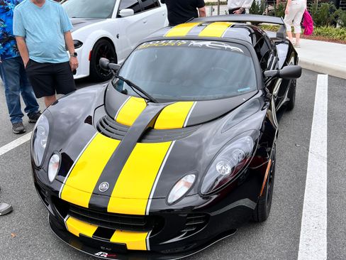 Used 2009 Lotus Elise RWD image 4