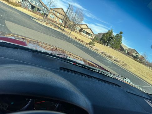 Used 2011 Chevrolet Tahoe LT image 11