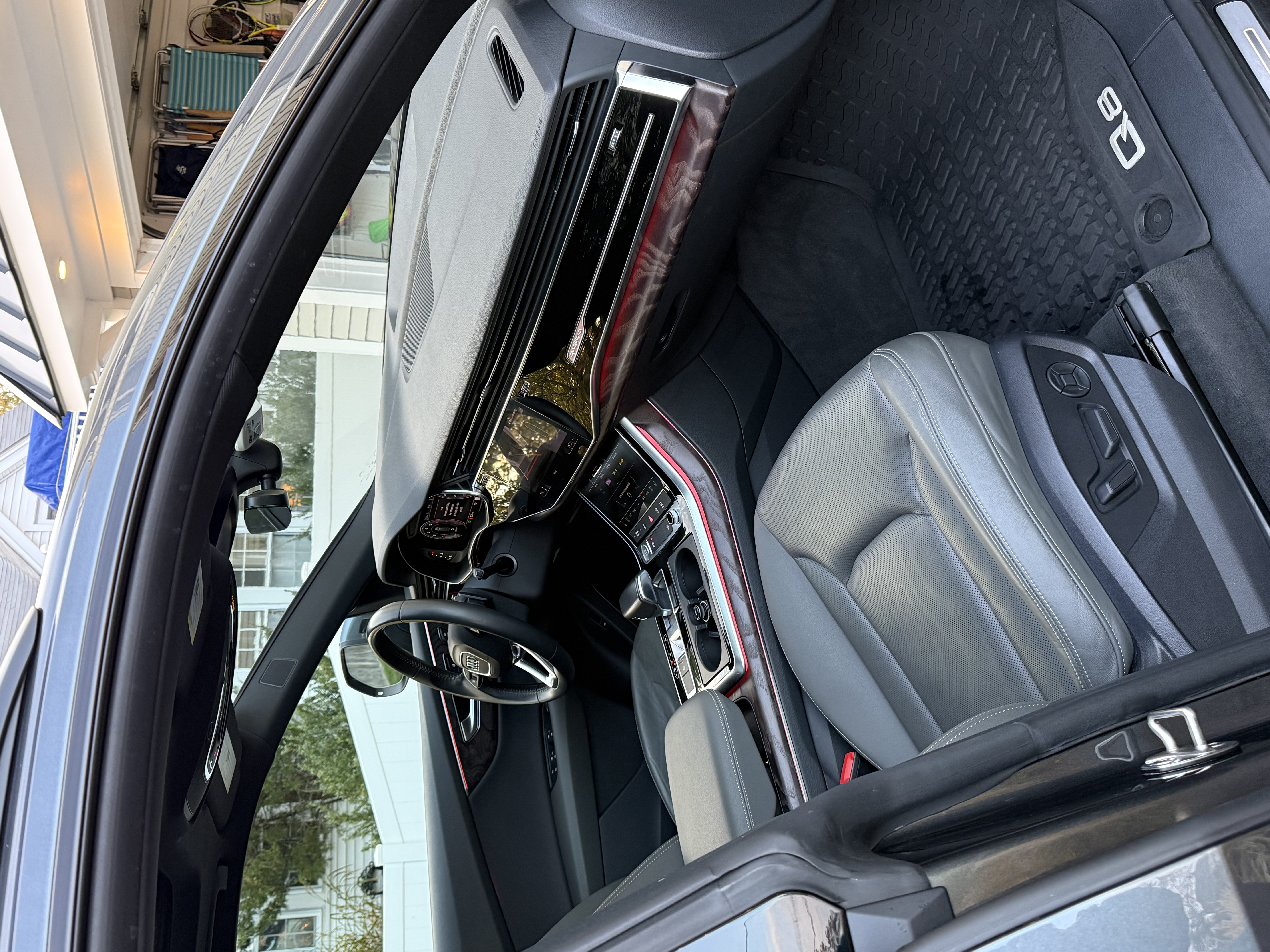Used 2019 Audi Q8 Premium Plus w/ Premium Plus AWD/4WD image 10
