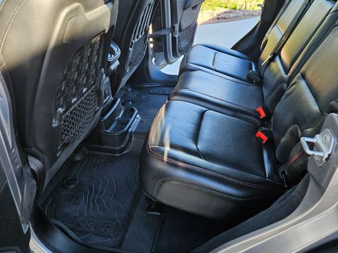 Used 2020 Jeep Wrangler Unlimited Rubicon image 4