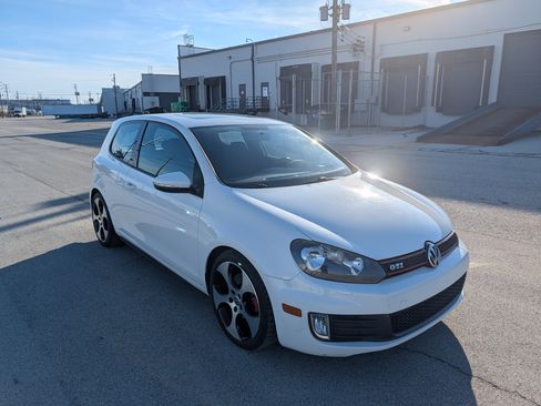 Used 2012 Volkswagen GTI 2.0T 2-Door image 8