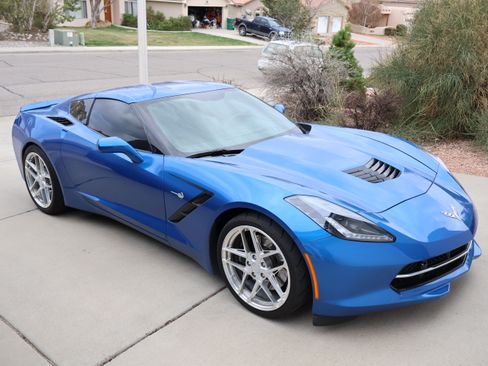 Used 2016 Chevrolet Corvette Stingray Coupe w/ 3LT Preferred Equipment Group image 15