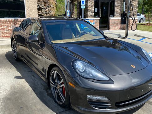 Used 2013 Porsche Panamera S image 8