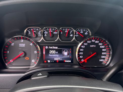 Used 2015 GMC Sierra 1500 SLT w/ SLT Crew Cab Value Package image 12