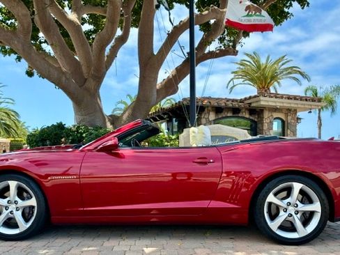 Used 2015 Chevrolet Camaro SS w/ RS Package RWD image 6