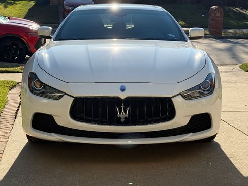 Used 2015 Maserati Ghibli image 1