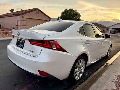 Used 2014 Lexus IS 250 RWD image 13