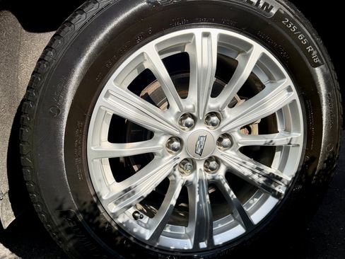 Used 2018 Cadillac XT5 FWD image 10