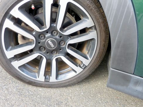 Used 2019 MINI Cooper S image 10