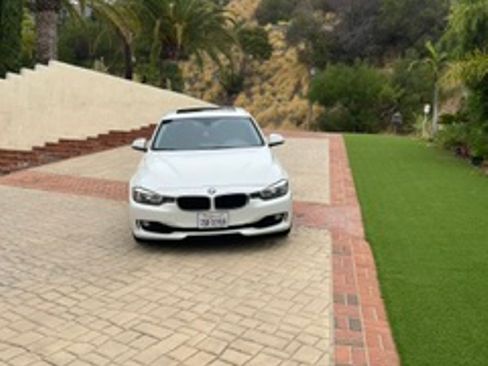 Used 2014 BMW 328i Sedan RWD image 4