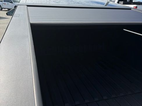 Used 2025 Tesla Cybertruck AWD Crew Cab image 2