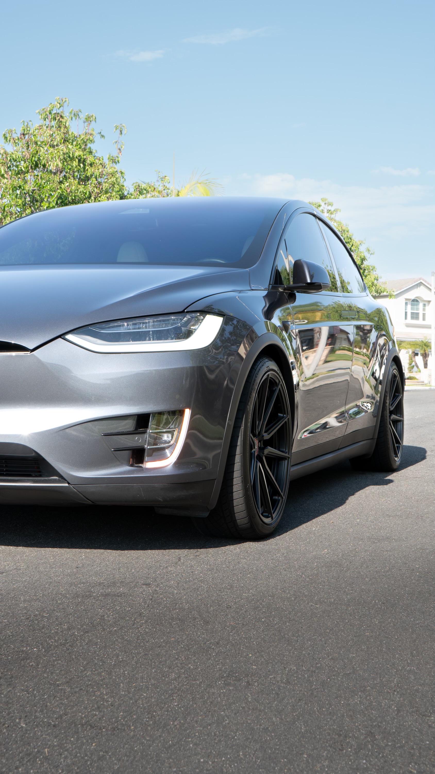 Used 2020 Tesla Model X Performance AWD/4WD image 2