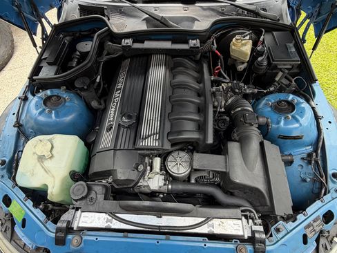 Used 2000 BMW M Roadster RWD image 2