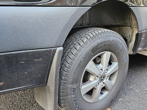 Used 2022 Mercedes-Benz Sprinter 2500 image 15