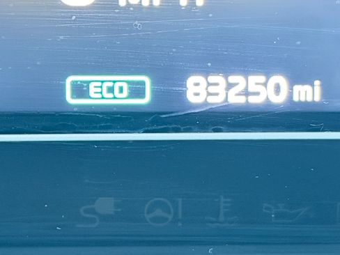 Used 2020 Kia Niro LXS w/ Paint Protection Package image 11