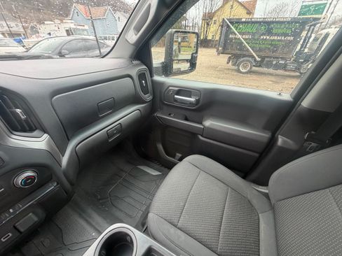 Used 2021 Chevrolet Silverado 2500 Custom w/ Custom Value Package image 25