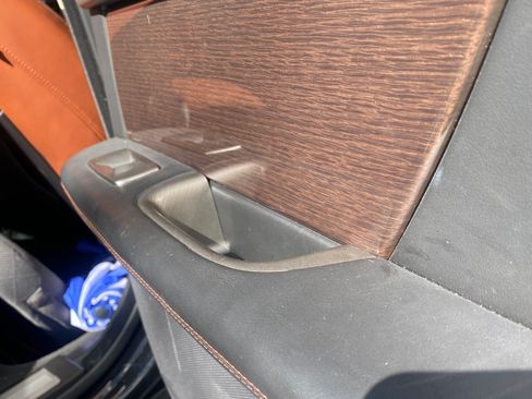 Used 2011 Jaguar XF Supercharged image 16