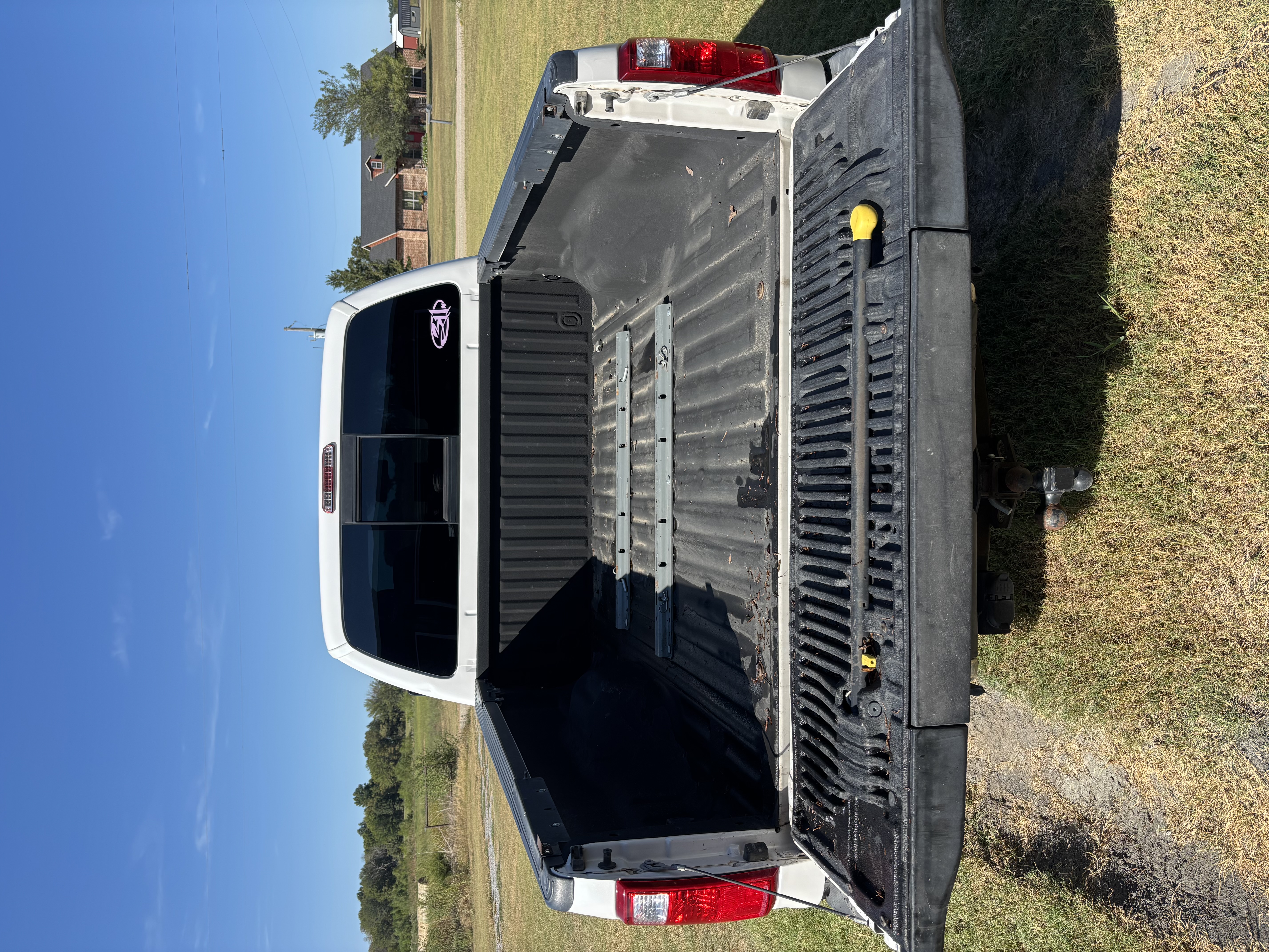 Used 2010 Ford F250 Lariat AWD/4WD image 8