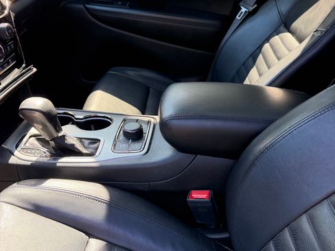 Used 2020 Jeep Grand Cherokee Limited X AWD/4WD image 9