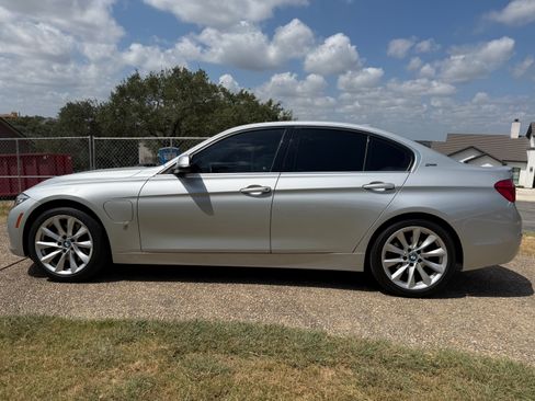 Used 2017 BMW 330e RWD image 5