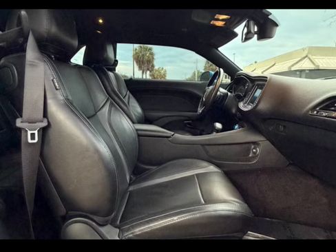 Used 2018 Dodge Challenger SXT Plus RWD image 15