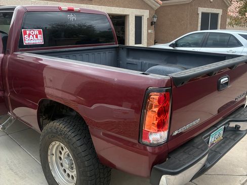 Used 2002 Chevrolet Silverado 1500 LS image 1