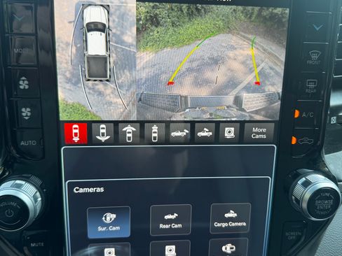 Used 2023 RAM 2500 Big Horn w/ Level B Equipment Group AWD/4WD image 14