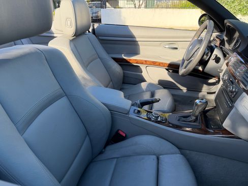 Used 2009 BMW 328i Convertible w/ Premium Pkg RWD image 16