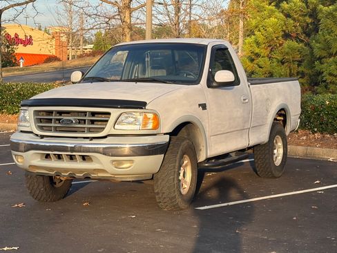 Used 1997 Ford F150 4x4 Regular Cab image 4