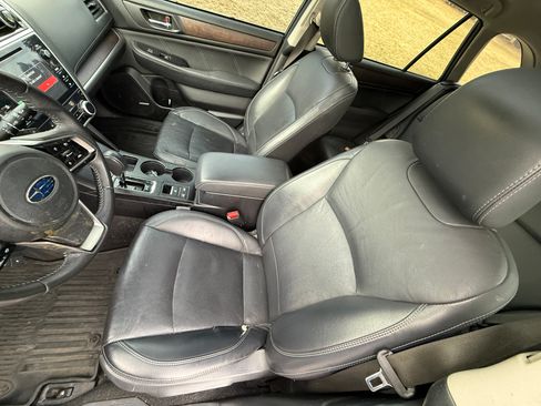 Used 2019 Subaru Outback 2.5i Limited image 11