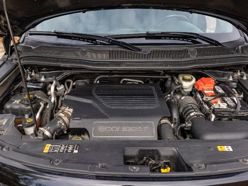 Used 2015 Ford Explorer Sport w/ Equipment Group 401A image 16