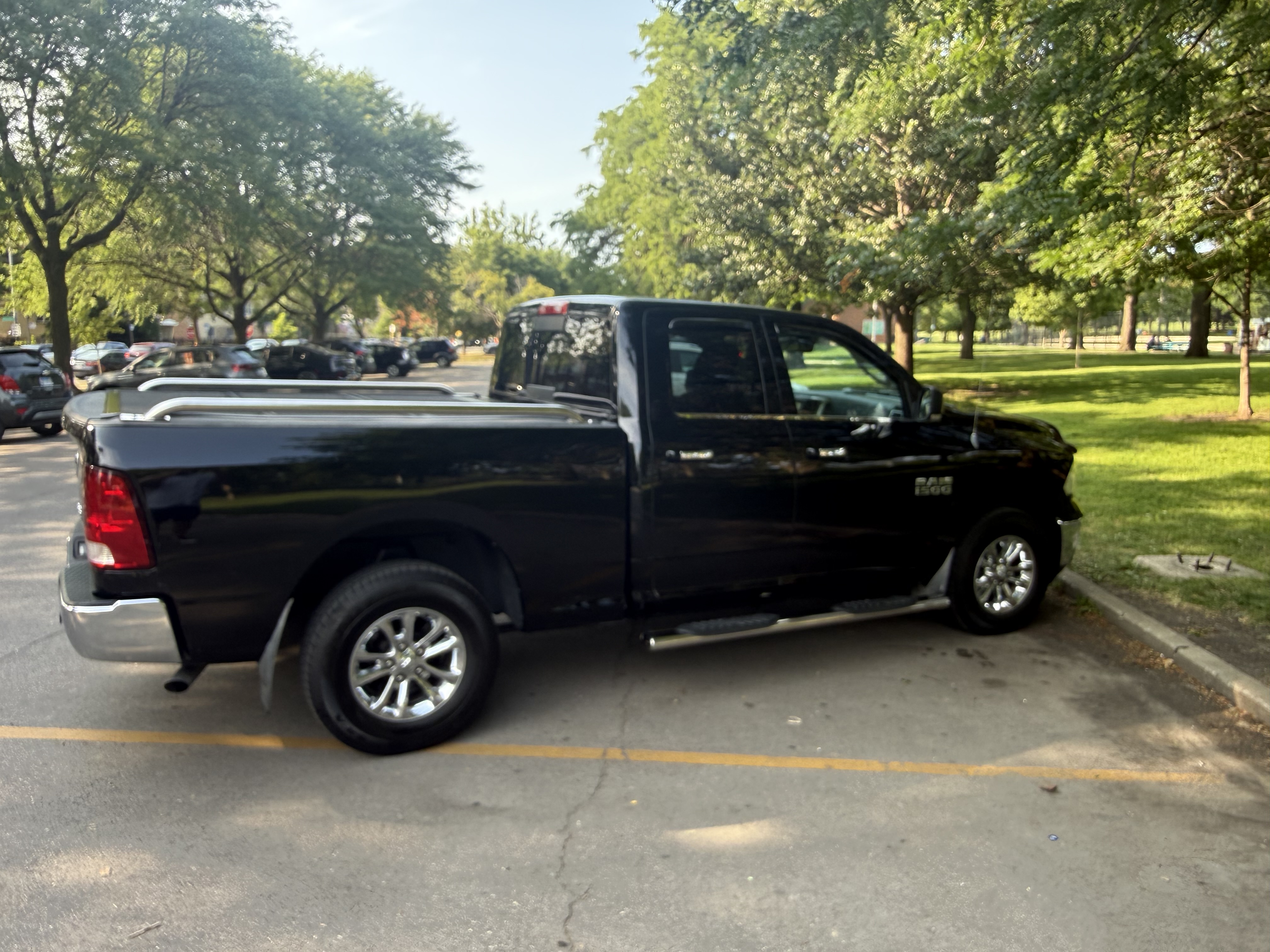Used 2013 RAM 1500 Classic SLT w/ Big Horn Equipment Group AWD/4WD image 8