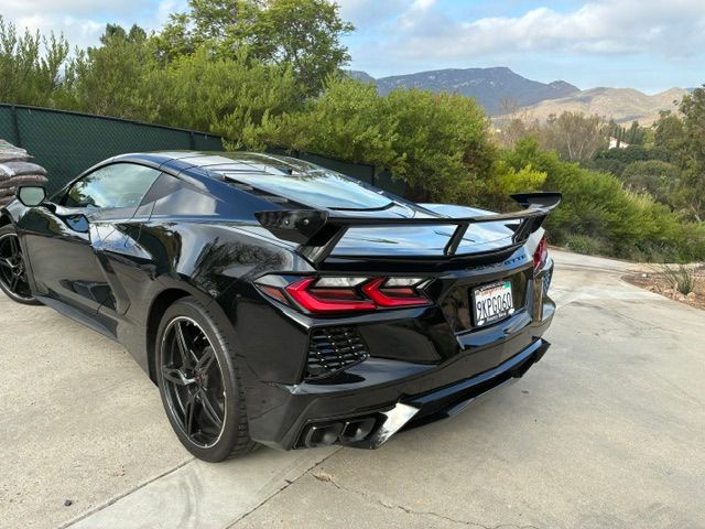 Used 2023 Chevrolet Corvette Stingray Premium Cpe w/ Z51 Performance Package RWD image 2