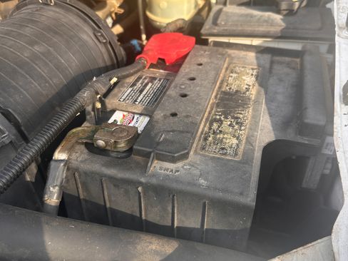 Used 2003 Ford F550 2WD Regular Cab Super Duty image 25