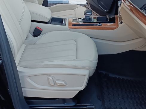 Used 2021 Audi Q5 2.0T Premium w/ Convenience Package image 9