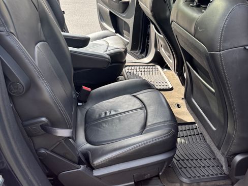Used 2016 Chevrolet Traverse LT AWD/4WD image 6